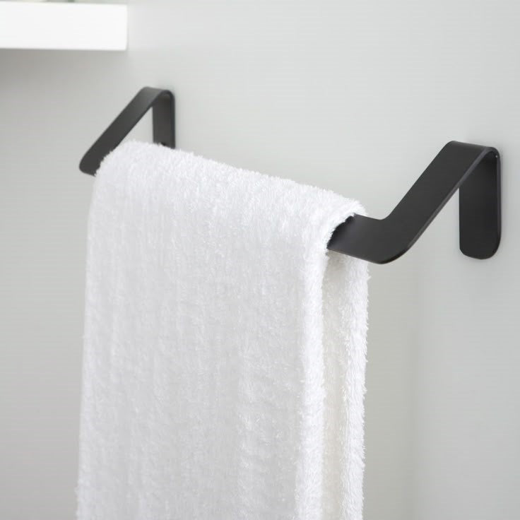 Wall-Mounted Metal Bathroom Towel Holder